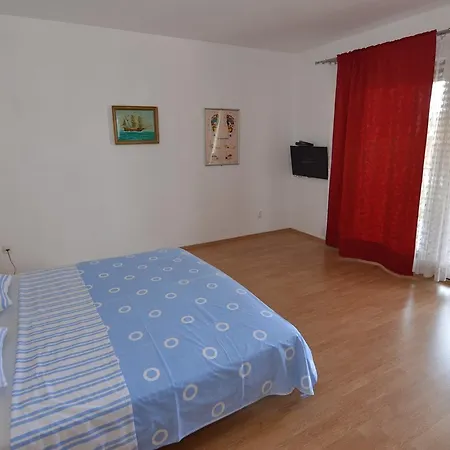 Konukevi Arthouse Palma 3*