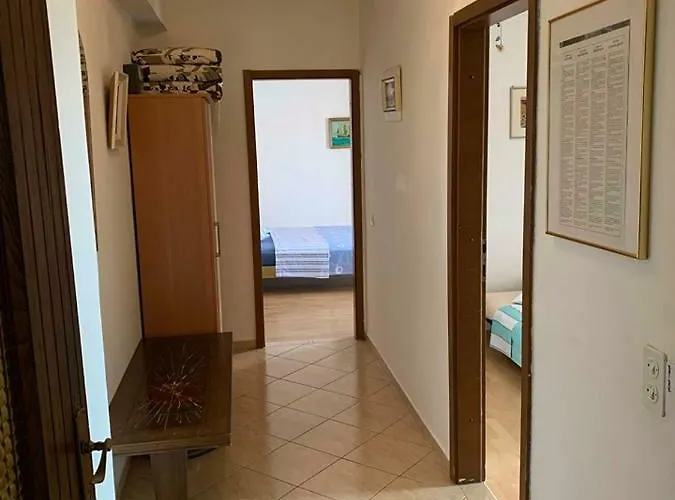 게스트하우스 Arthouse Palma 3*