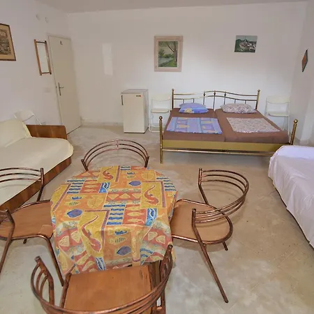 Arthouse Palma ポレッチ